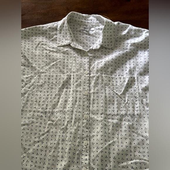 Madewell White Button Up Shirt with Navy Dots Size Medium - Picture 5 of 11